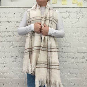 NWOT Blanket Scarf Plaid Wrap Cream White Brown